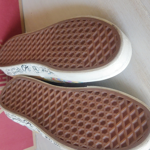 Vans Save Our Planet Sneaker - Picture 6 of 7